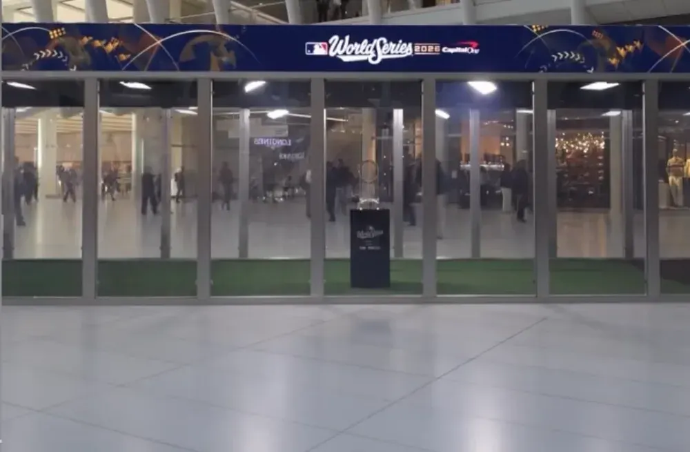 MLB Pop-Up @ The Oculus