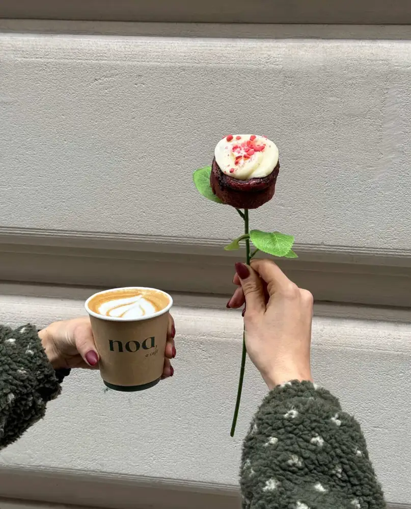 noa, a bakery Valentine's Day