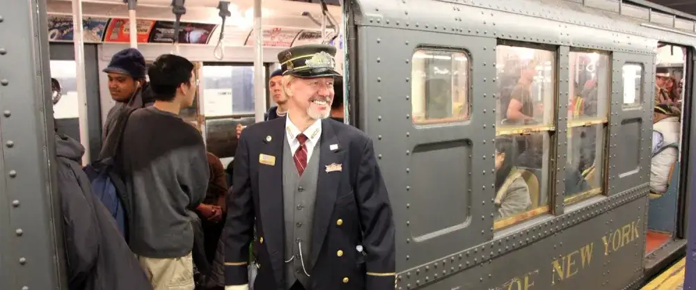 NYC Holiday Nostalgia Rides: Jan 2026