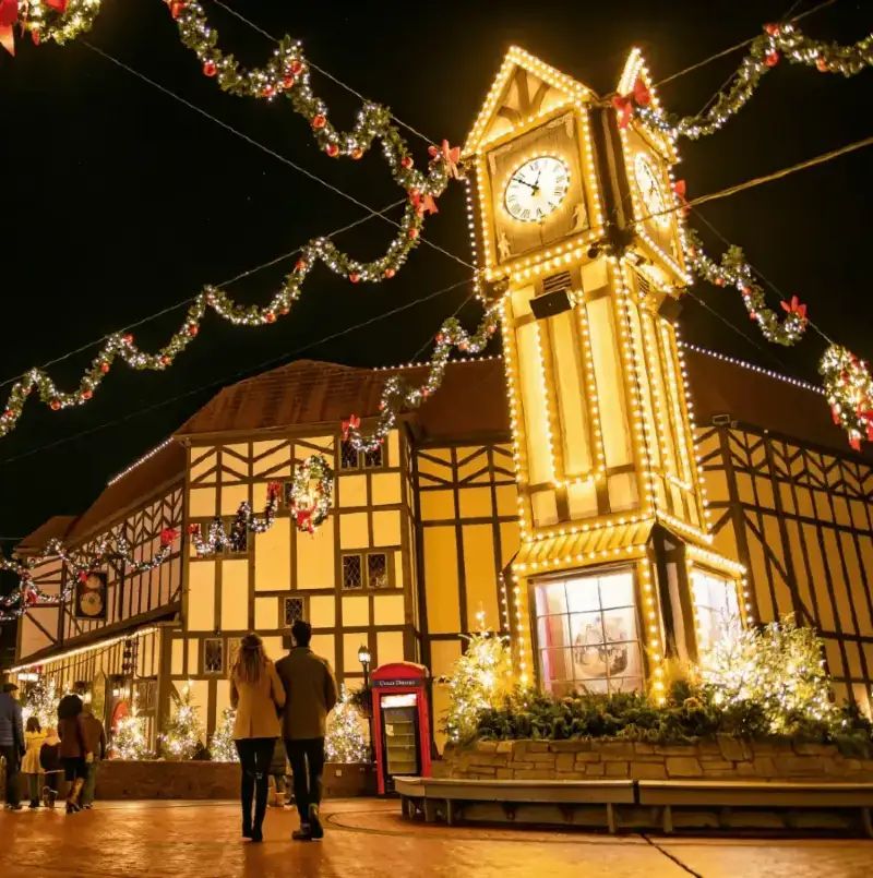 Visit Williamsburg presents Holidays in the Historic Triangle